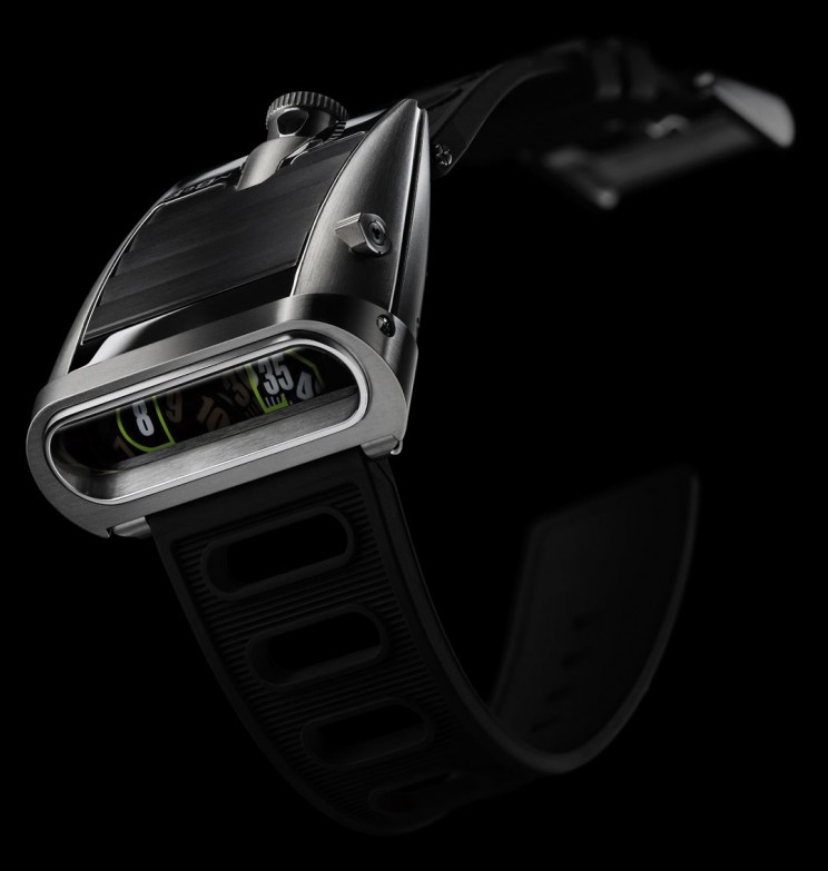MB&F HM5 looks to 70's Supercars to draw inspiration. 1